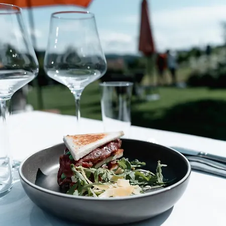 Sattlerhof Geniesserhotel & Weingut Hotel 4*