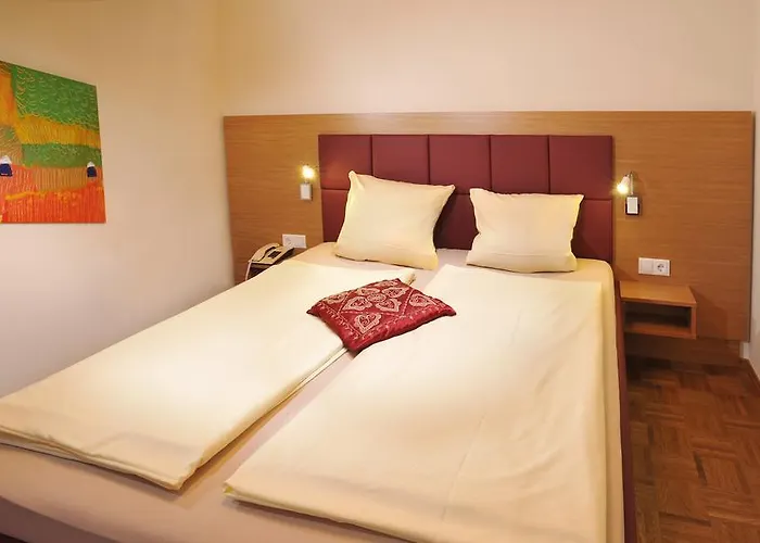 Sattlerhof Geniesserhotel & Weingut 4* غامليتز